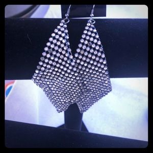 VERY VINTAGE EARRINGS